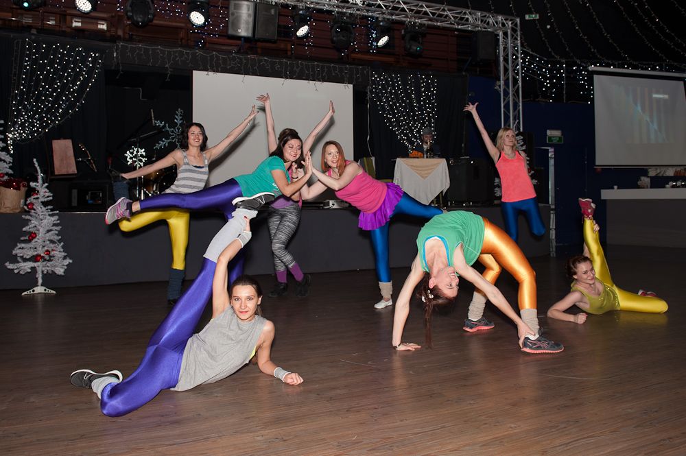 Girls presented a mind-blowing dance routine to Spice Girls